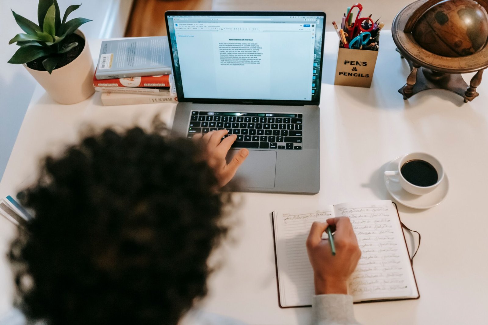 12 Best AI Writing Tools in 2026: Assistants, Editors, Marketing, SEO, and Fiction Tools Compared